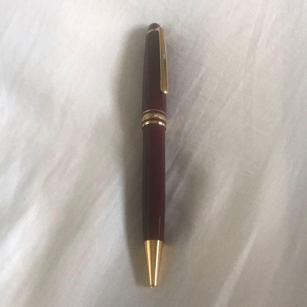 Mont Blanc MEISTERSTÜCK CLASSIQUE BALLPOINT PEN in Bordeaux burgundy